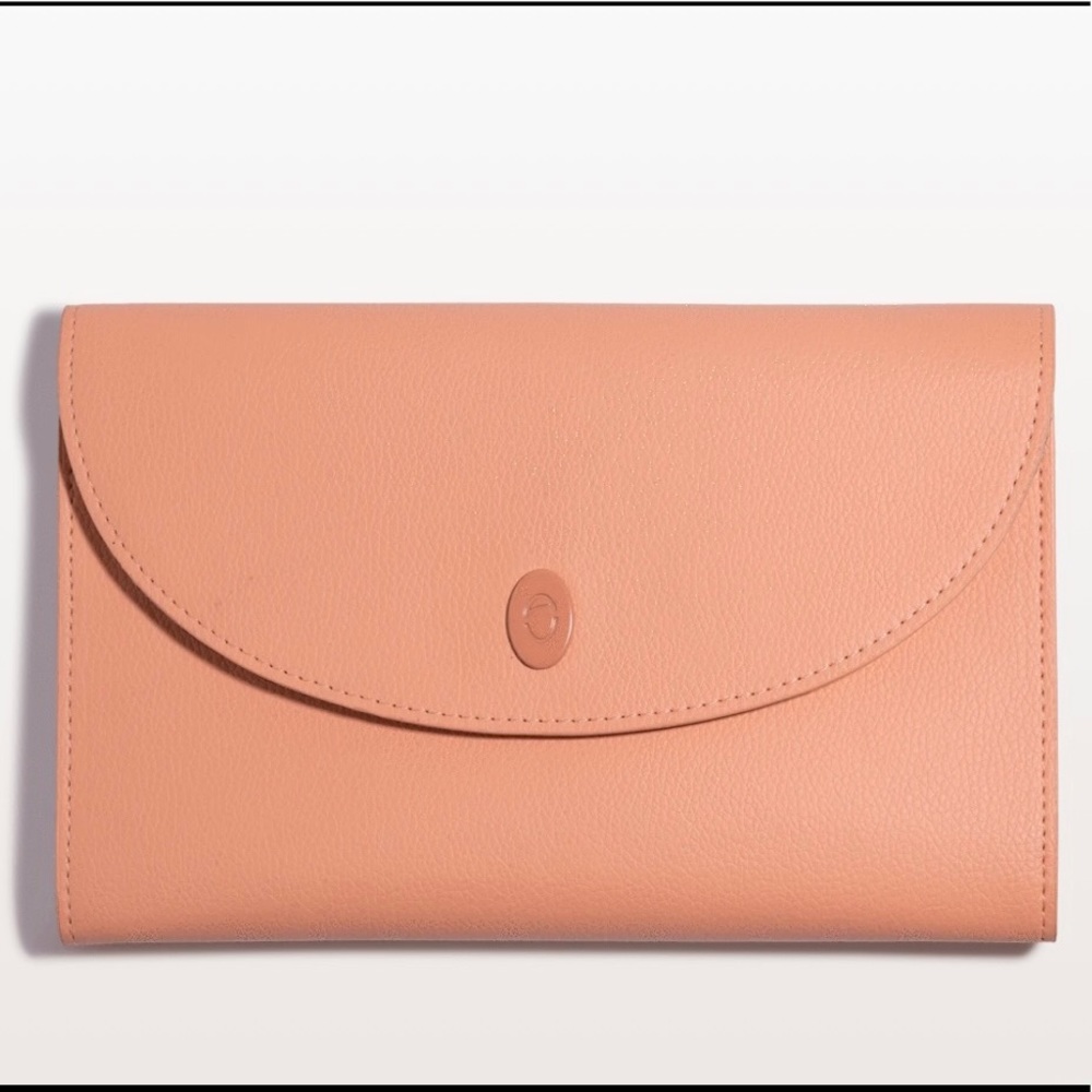 AURATE Travel Pouch